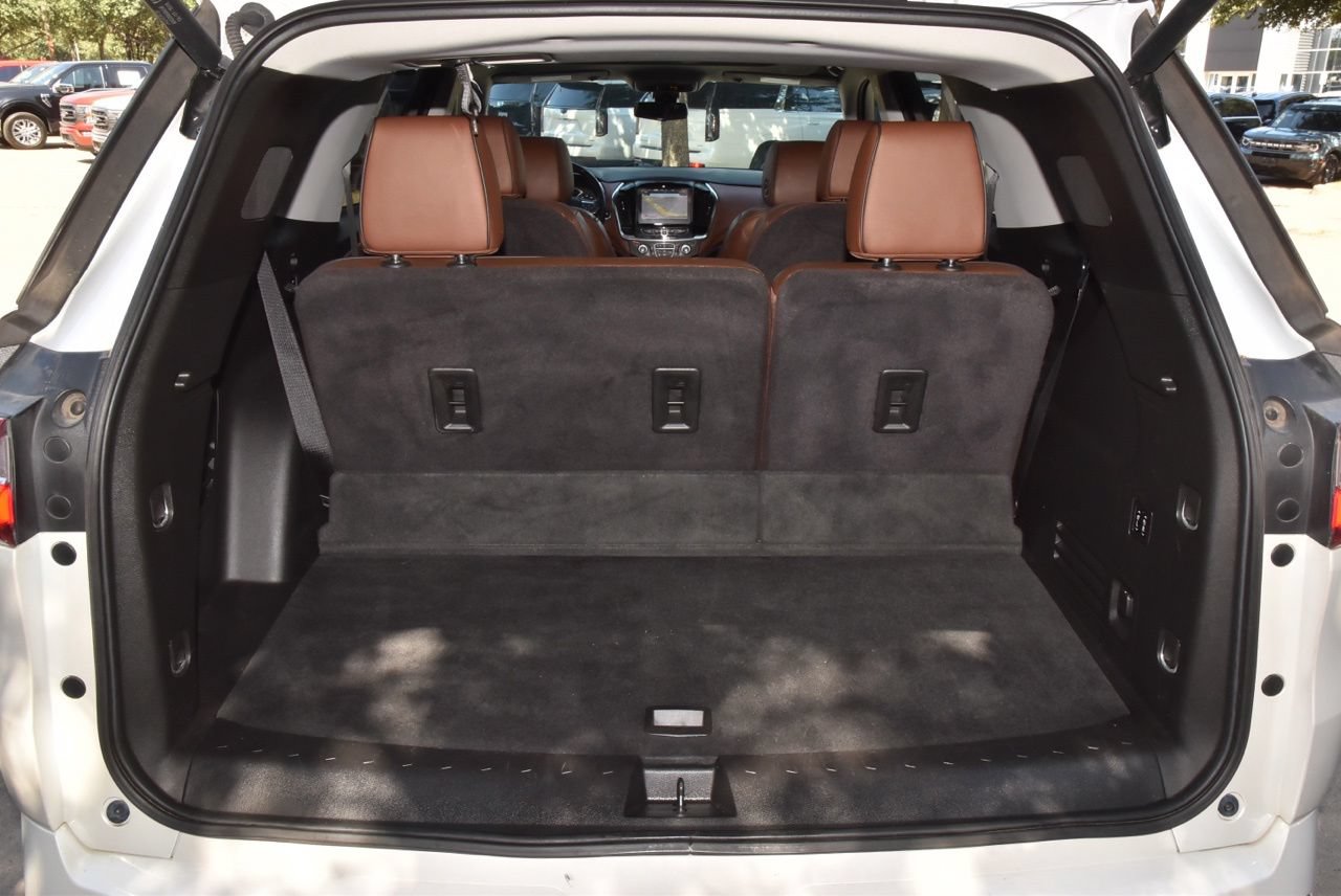 Used 2019 Chevrolet Traverse High Country AWD/4WD image 38