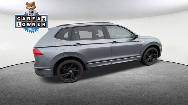 Used 2023 Volkswagen Tiguan SE R-Line image 9