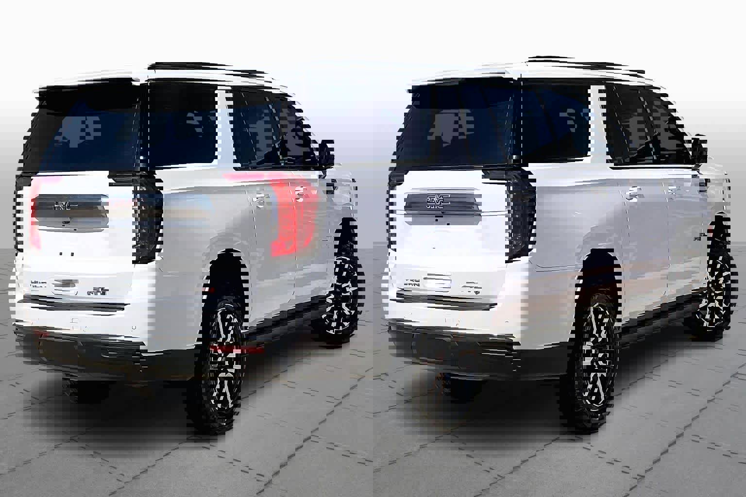 Used 2021 GMC Yukon XL AT4 w/ AT4 Premium Plus Package image 12