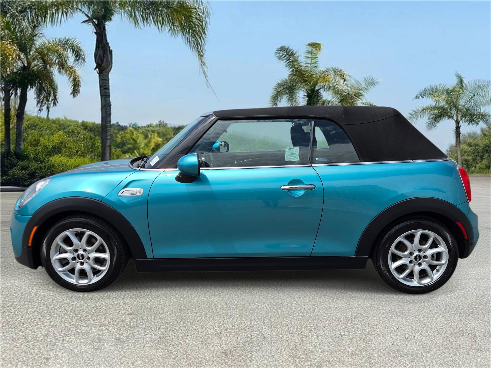 Used 2017 MINI Cooper S FWD image 2