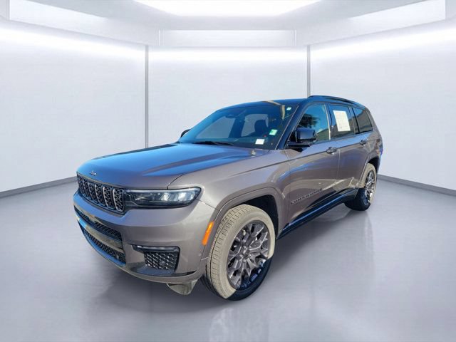 Used 2025 Jeep Grand Cherokee L Summit AWD/4WD image 5