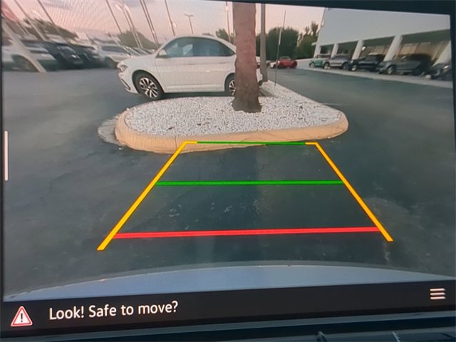 Certified 2024 Volkswagen Atlas SE image 24