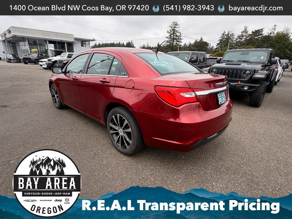 Used 2012 Chrysler 200 Touring FWD image 8
