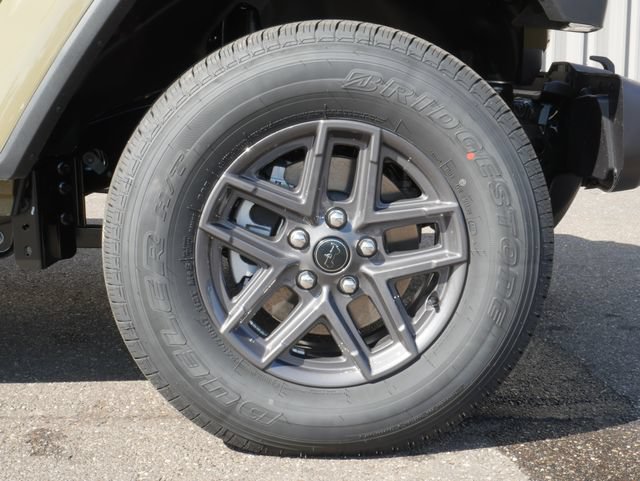 Used 2025 Jeep Gladiator Sport AWD/4WD image 9