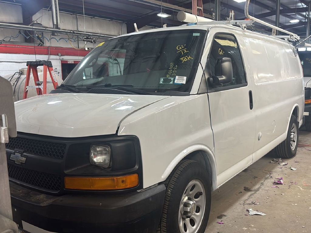 Used 2012 Chevrolet Express 1500 RWD image 4