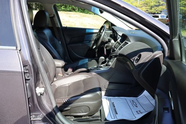 Used 2014 Chevrolet Cruze Diesel FWD image 25