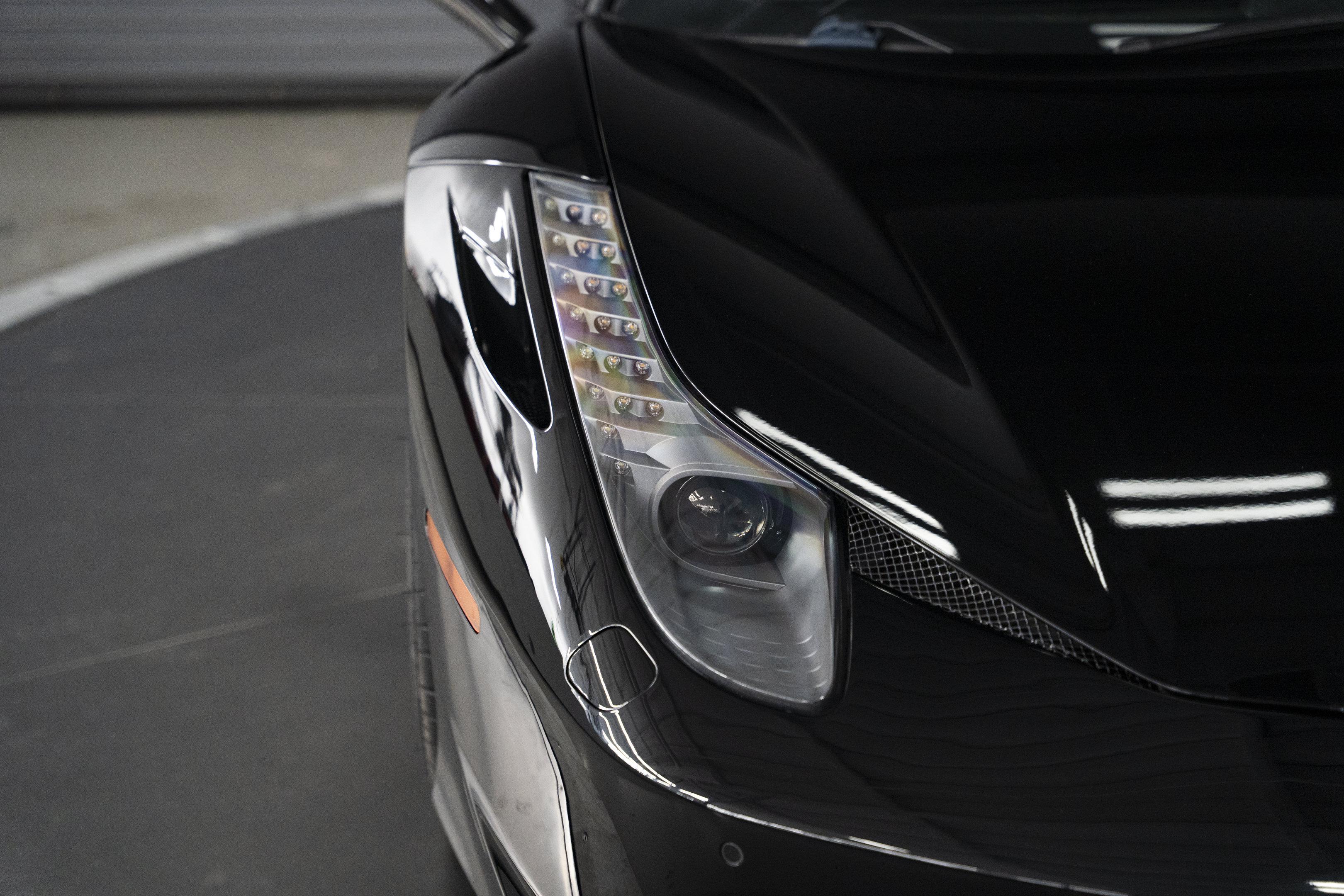 Used 2011 Ferrari 458 Italia Coupe RWD image 9