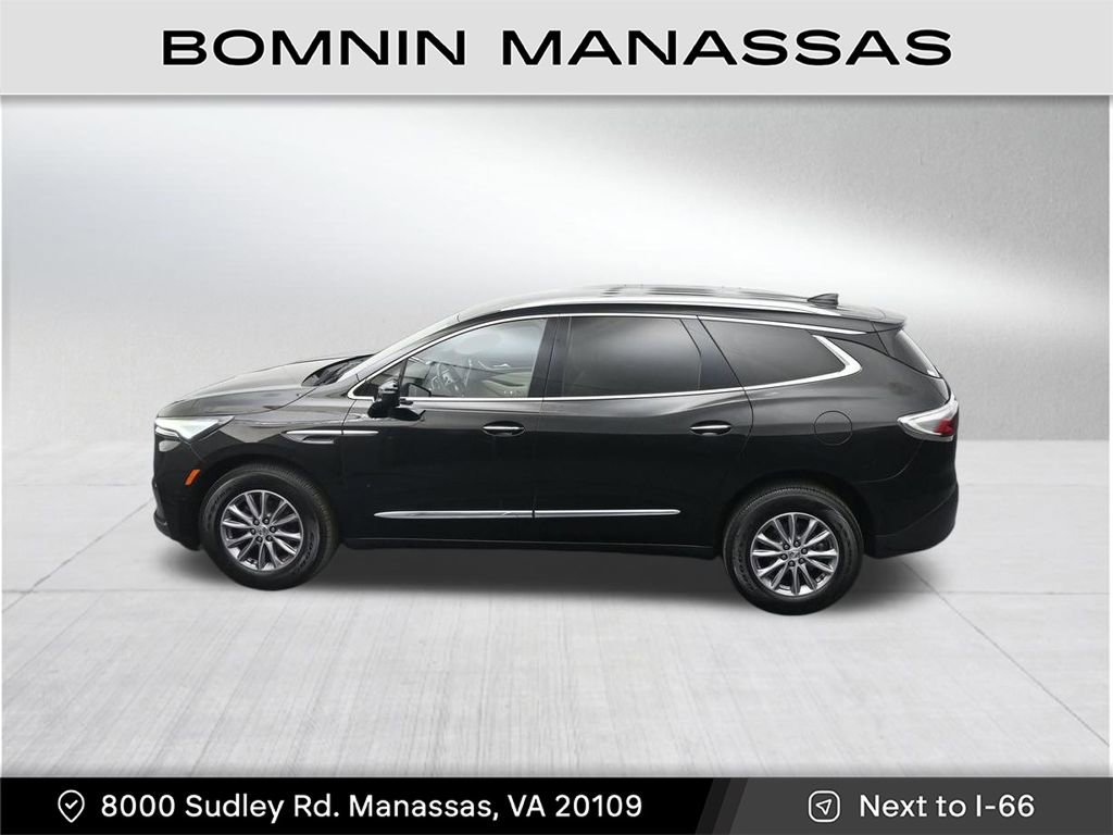 Used 2023 Buick Enclave Essence image 23