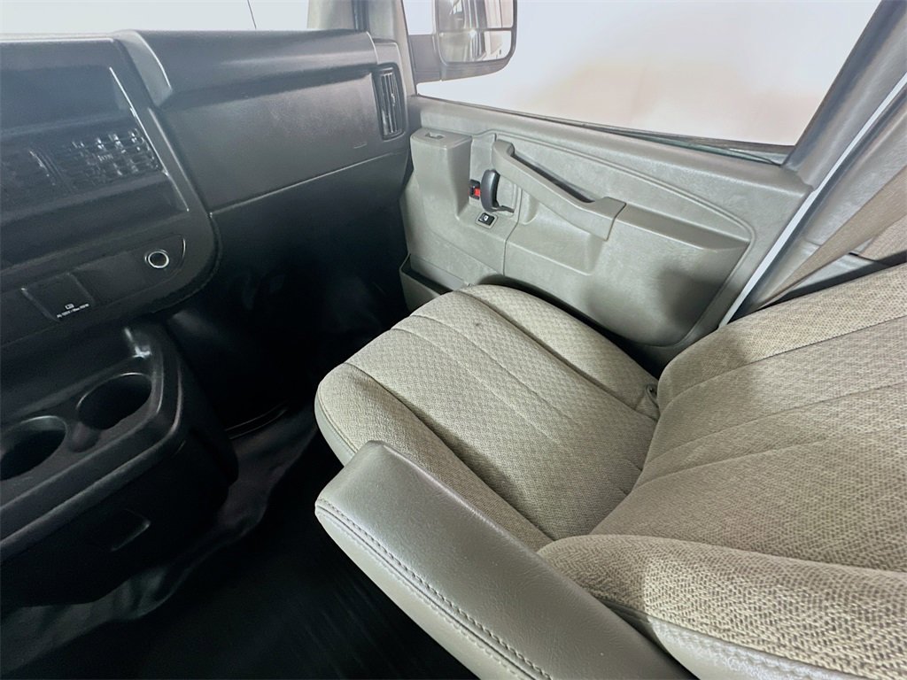 Used 2022 Chevrolet Express 3500 LS image 11