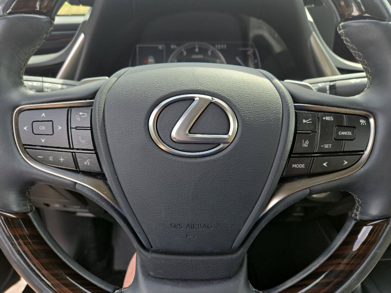 Used 2020 Lexus ES 350 w/ Premium Package FWD image 16
