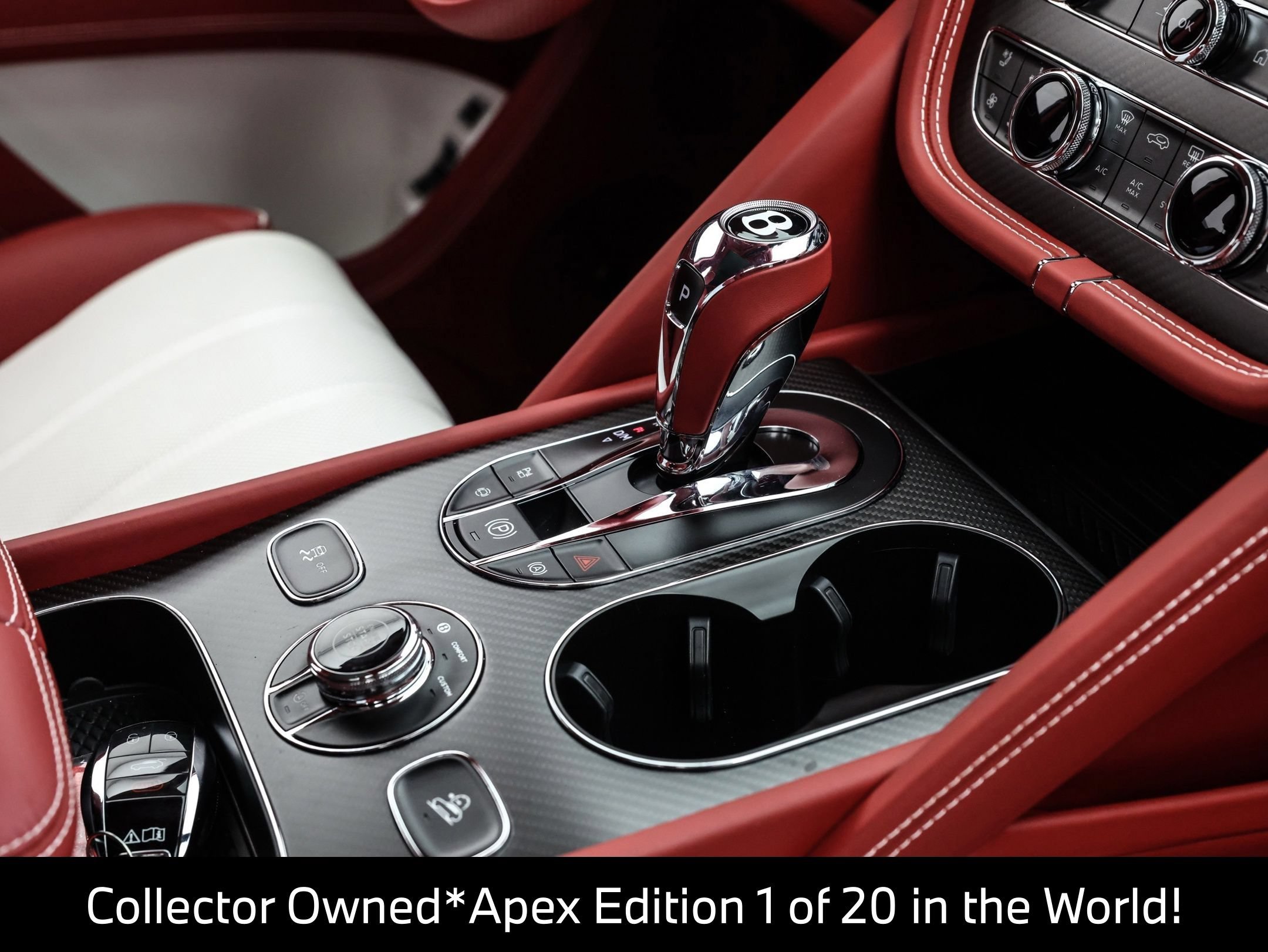 Used 2025 Bentley Bentayga AWD/4WD image 17