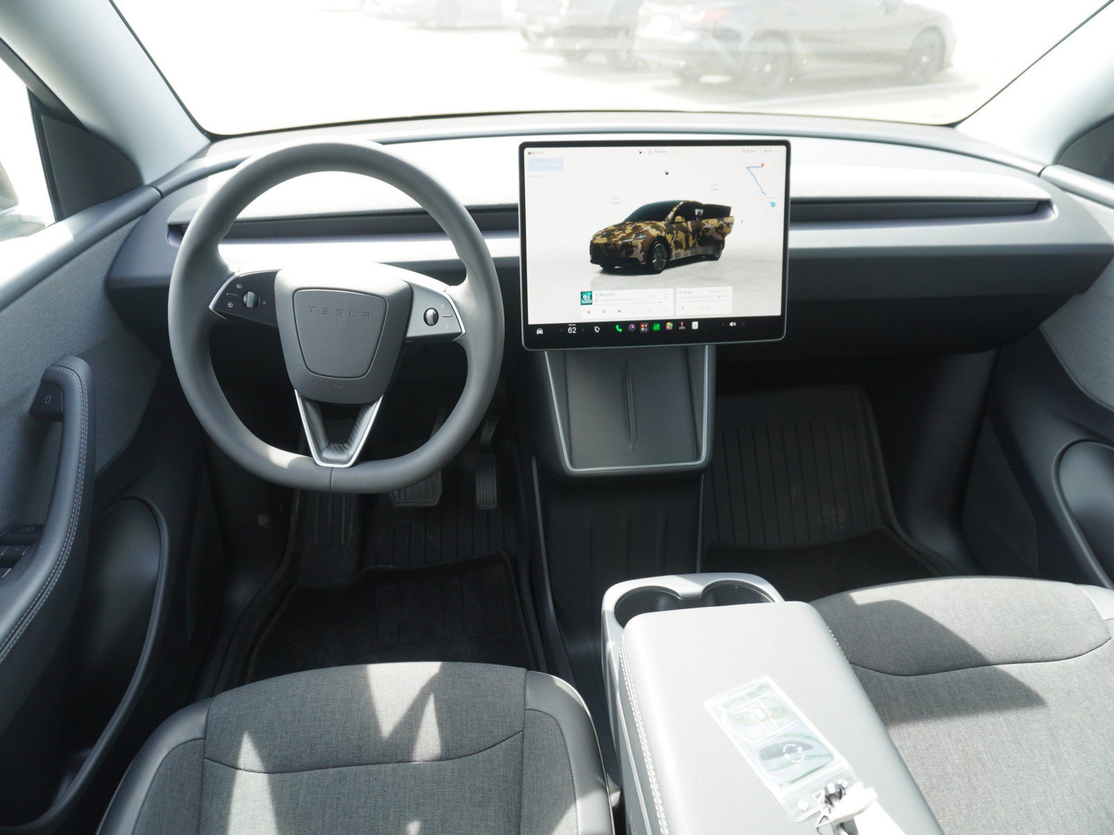 Used 2026 Tesla Model Y 2WD image 2
