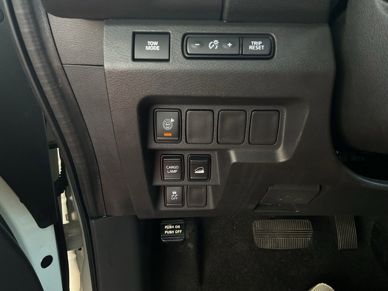 Used 2022 Nissan Frontier SV w/ Technology Package AWD/4WD image 20