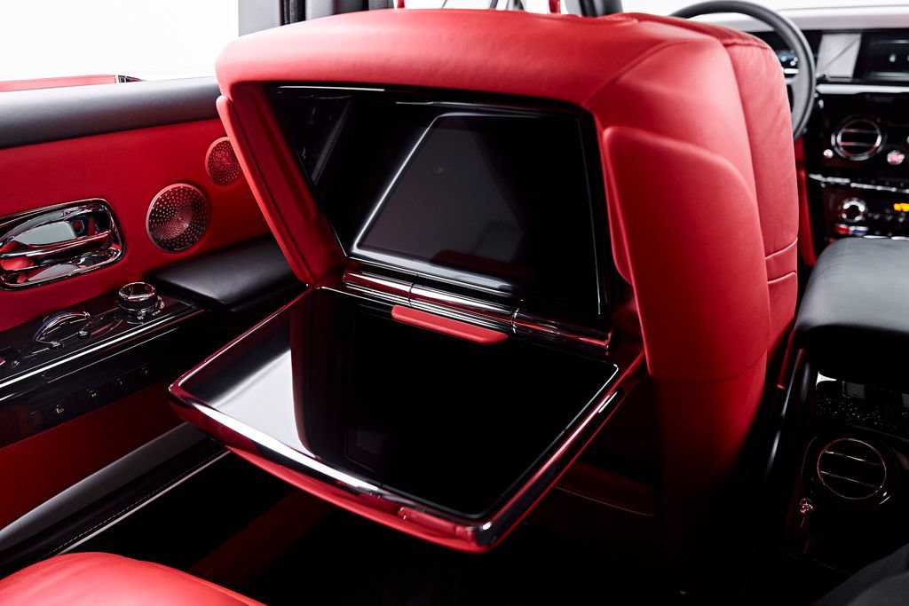 Used 2021 Rolls-Royce Phantom Sedan RWD image 73