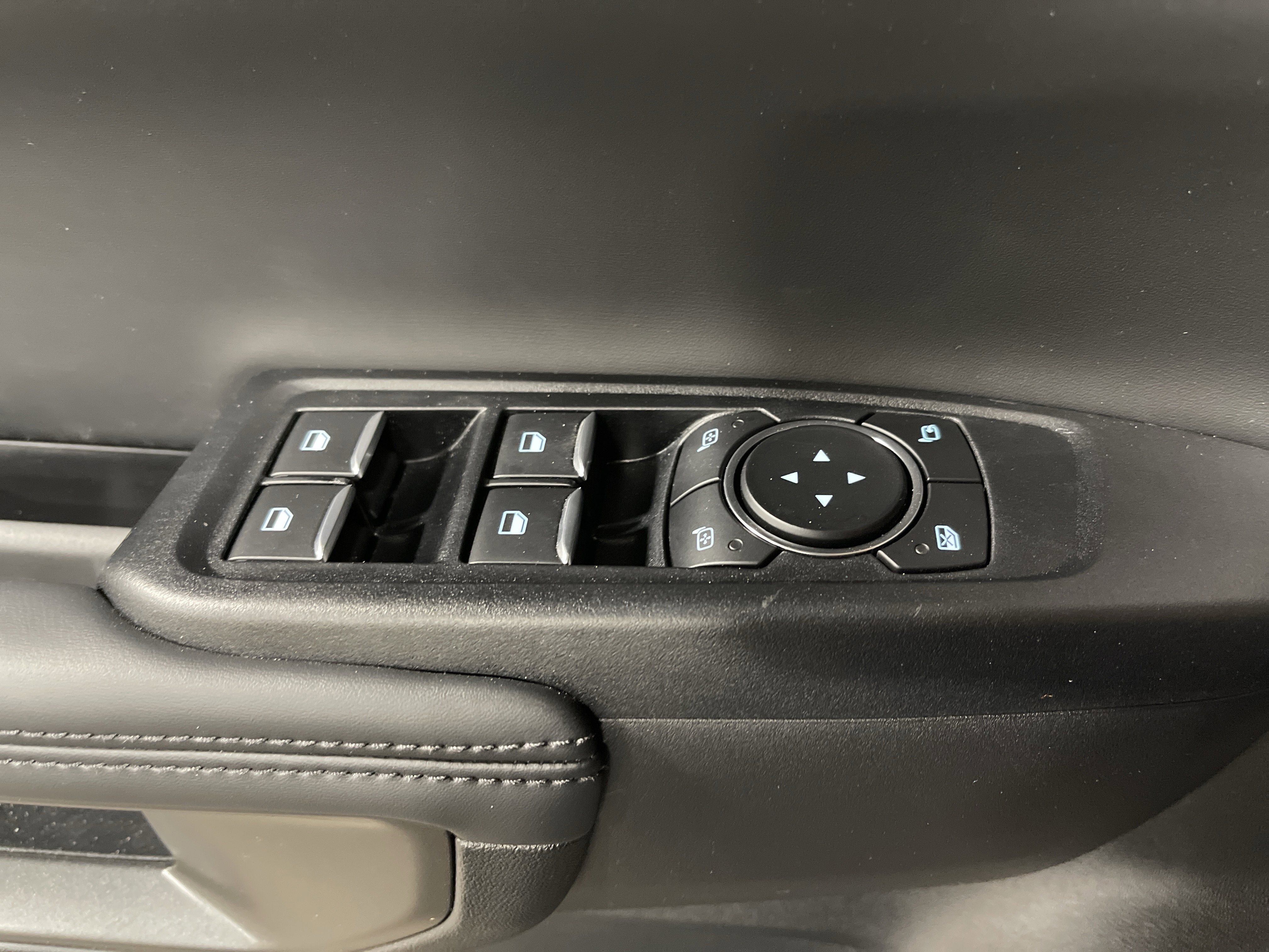 New 2025 Ford Ranger Raptor image 11