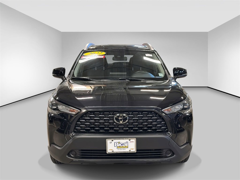 Used 2022 Toyota Corolla Cross LE image 7