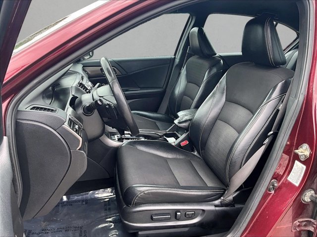 Used 2016 Honda Accord Sport image 26