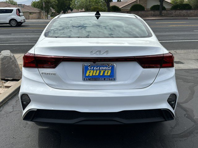 Used 2023 Kia Forte LXS FWD image 4
