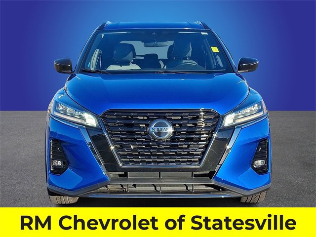 Used 2021 Nissan Kicks SR w/ SR Premium Package image 2