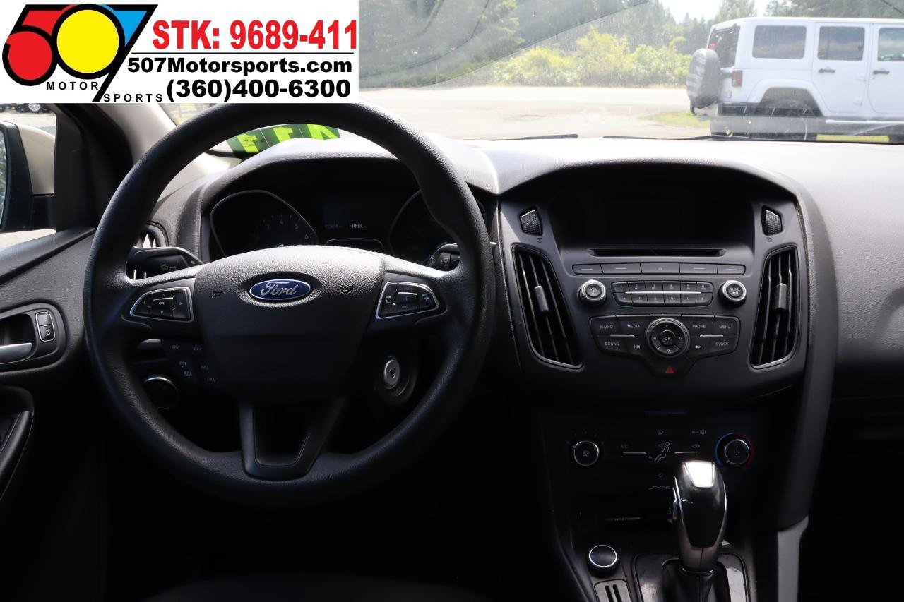 Used 2016 Ford Focus SE FWD image 20