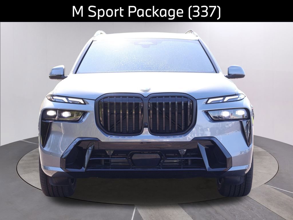 New 2026 BMW X7 xDrive40i w/ Executive Package video 3