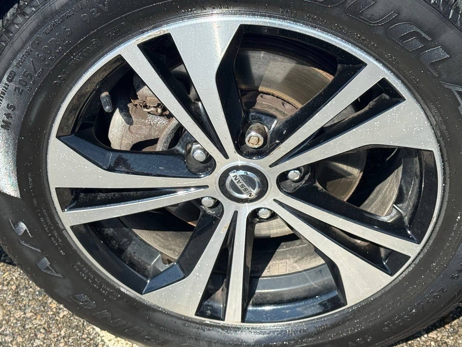 Used 2020 Nissan Sentra SV image 37