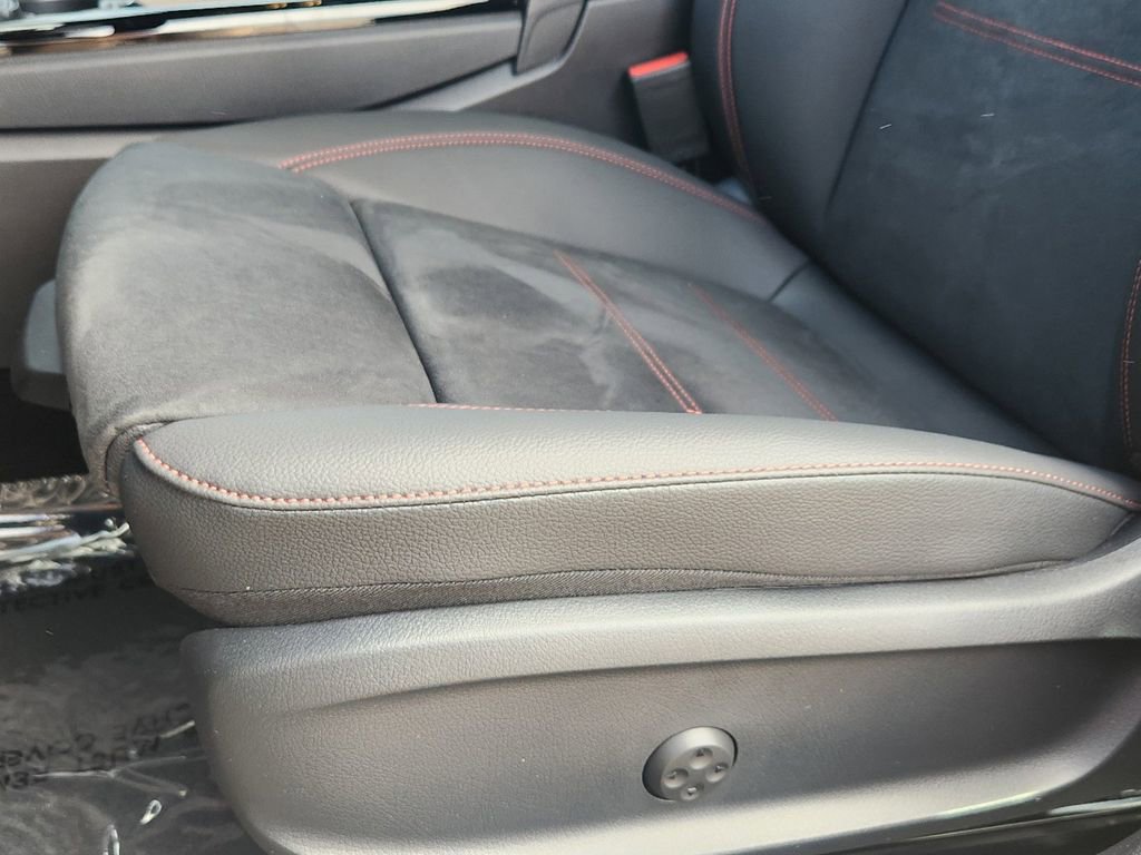 New 2025 Mercedes-Benz CLA 250 4MATIC image 10