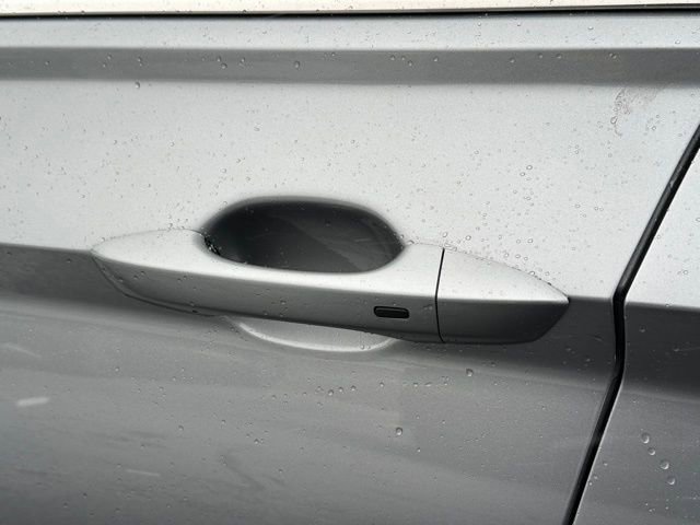 Certified 2025 Volkswagen Jetta SE image 10