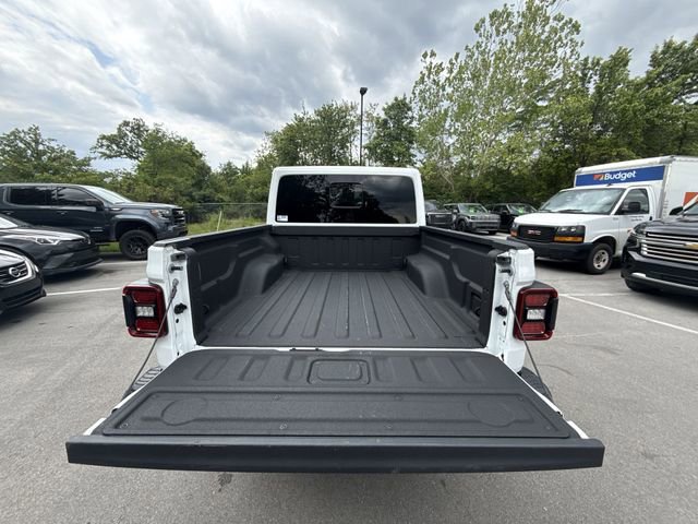 Used 2024 Jeep Gladiator Rubicon AWD/4WD image 22