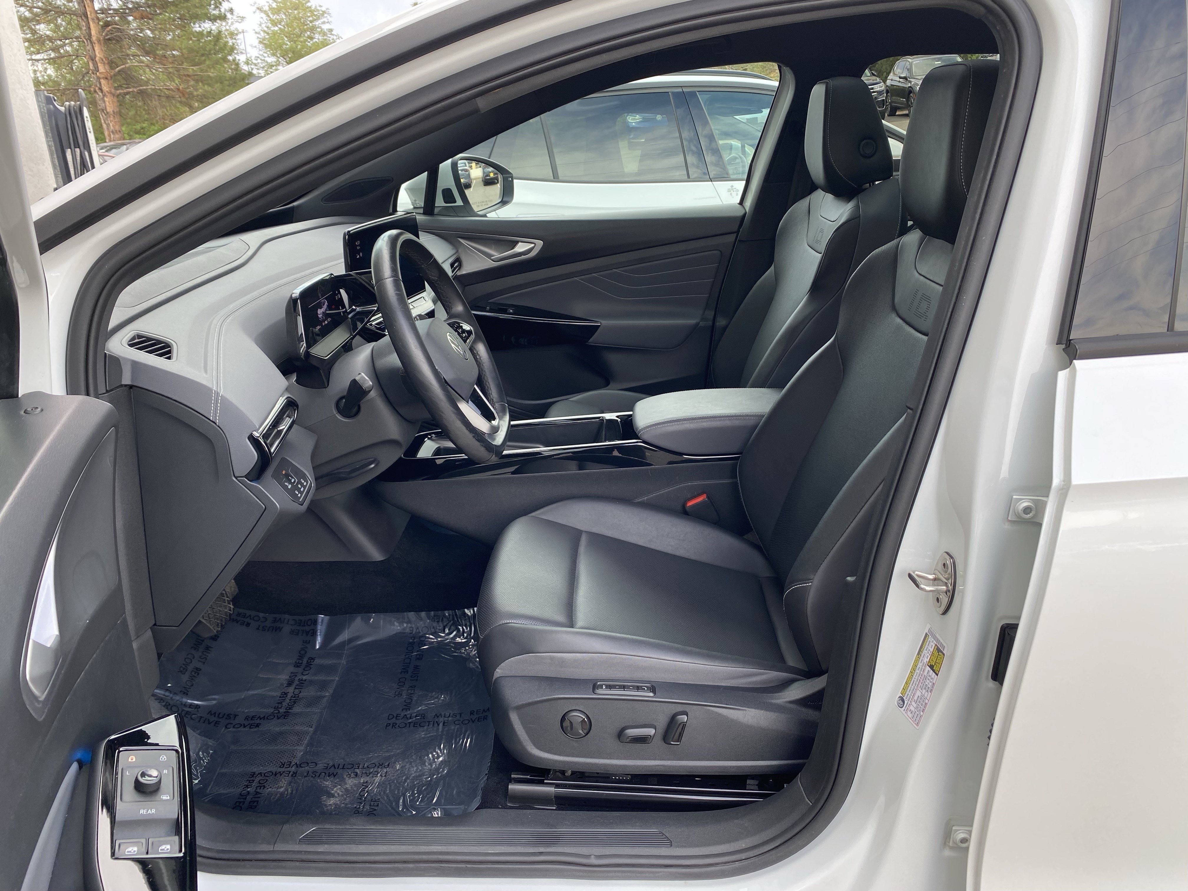 Certified 2023 Volkswagen ID.4 Pro S AWD/4WD image 36