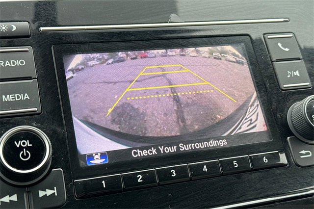 Used 2017 Honda CR-V LX image 27