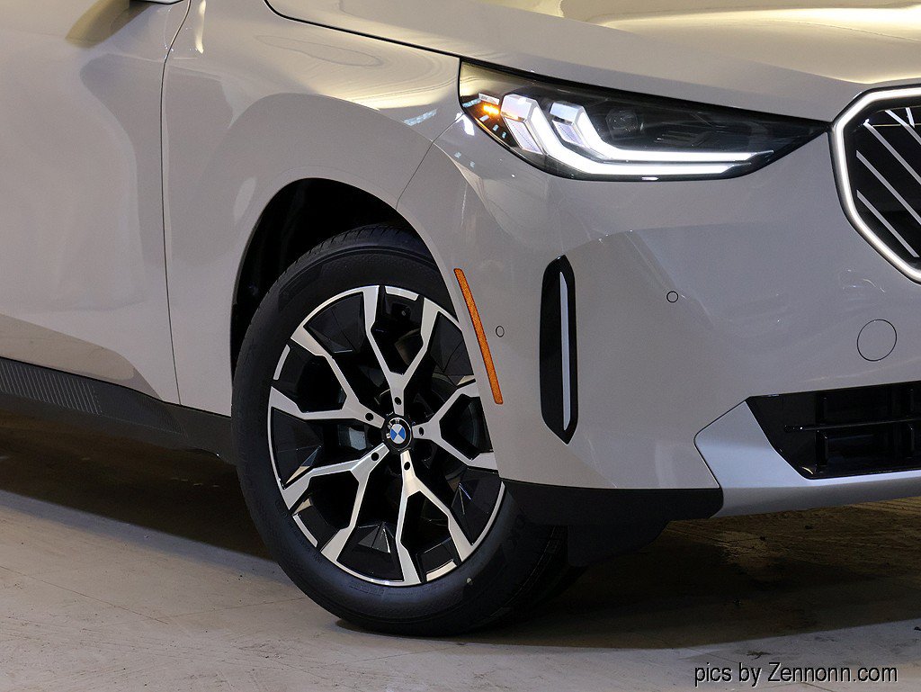 New 2026 BMW X3 xDrive30i w/ Premium Package AWD/4WD image 3