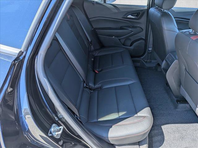 Used 2025 Chevrolet Trax RS FWD image 22