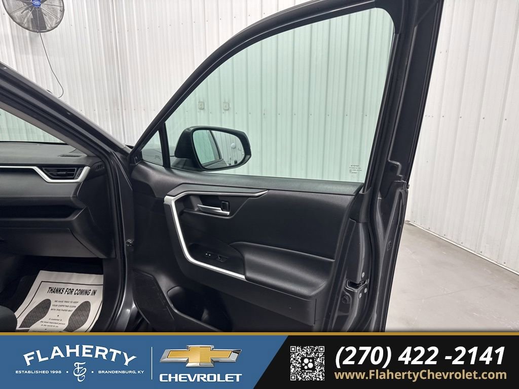 Used 2021 Toyota RAV4 XLE w/ XLE Grade Weather Package image 13