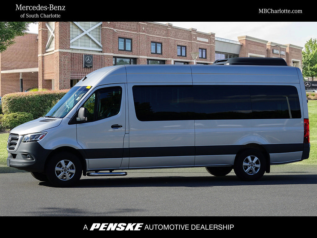 Used 2023 Mercedes-Benz Sprinter 2500 image 1