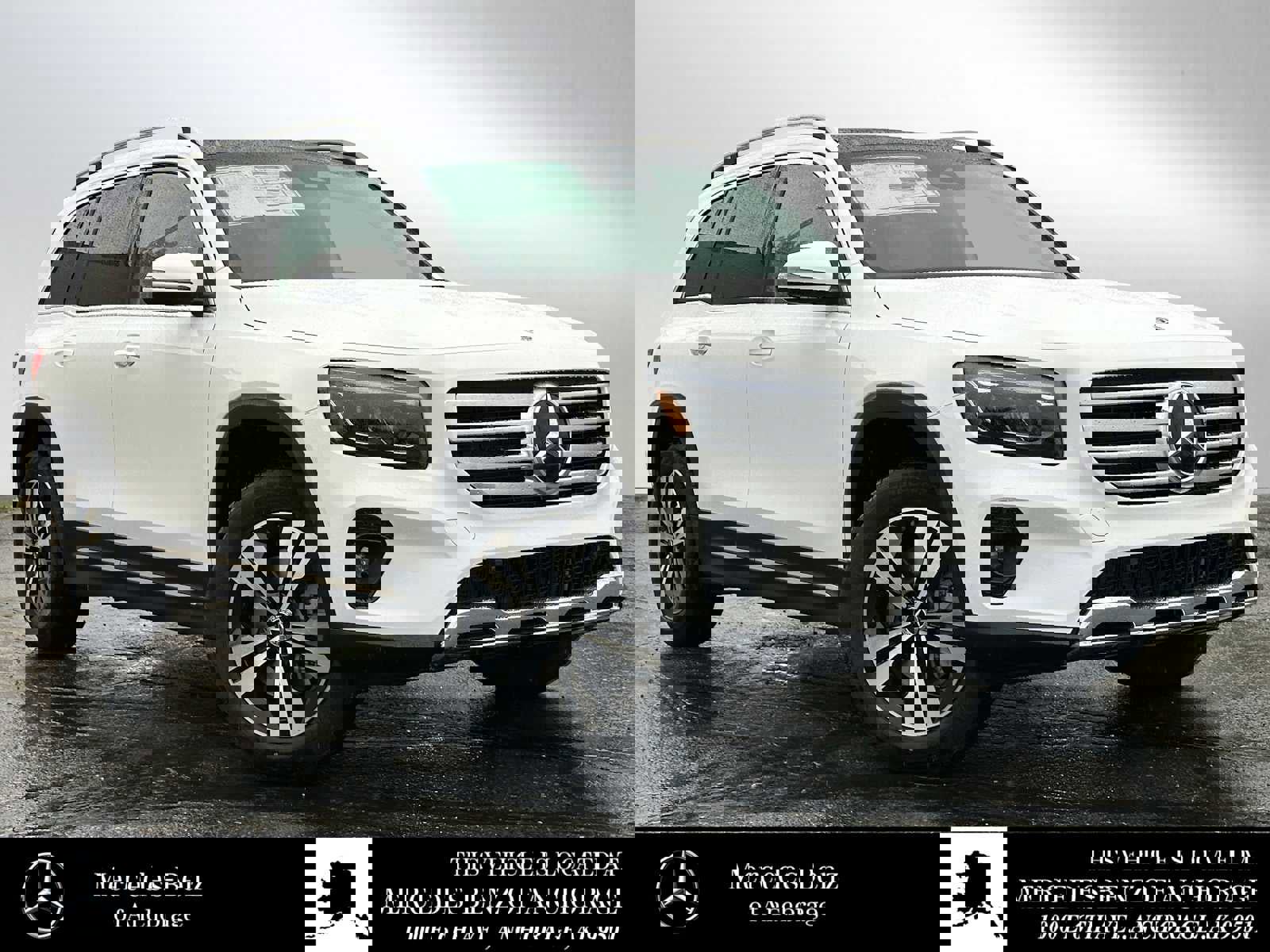 Used 2026 Mercedes-Benz GLB 250 4MATIC image 1