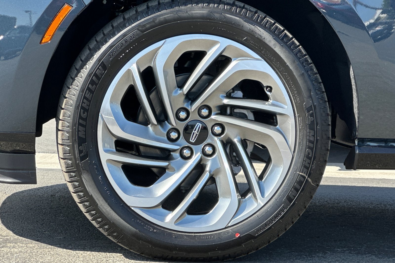 New 2026 Lincoln Navigator L Reserve AWD/4WD image 26