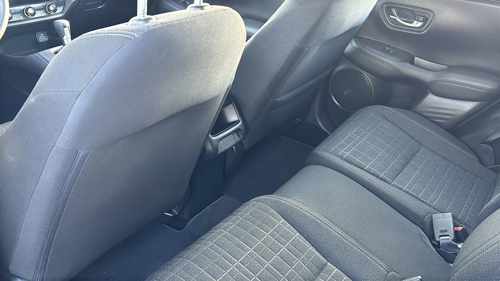 Certified 2023 Honda HR-V LX image 31