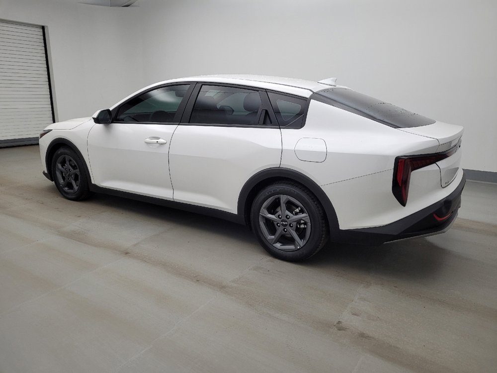 Used 2025 Kia K4 LXS image 3