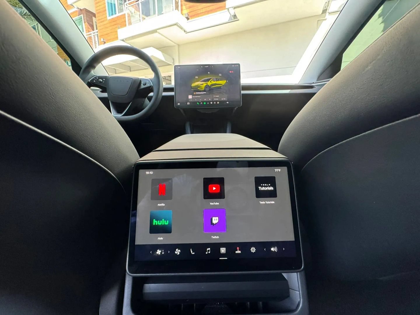 Used 2025 Tesla Model 3 Long Range RWD image 11