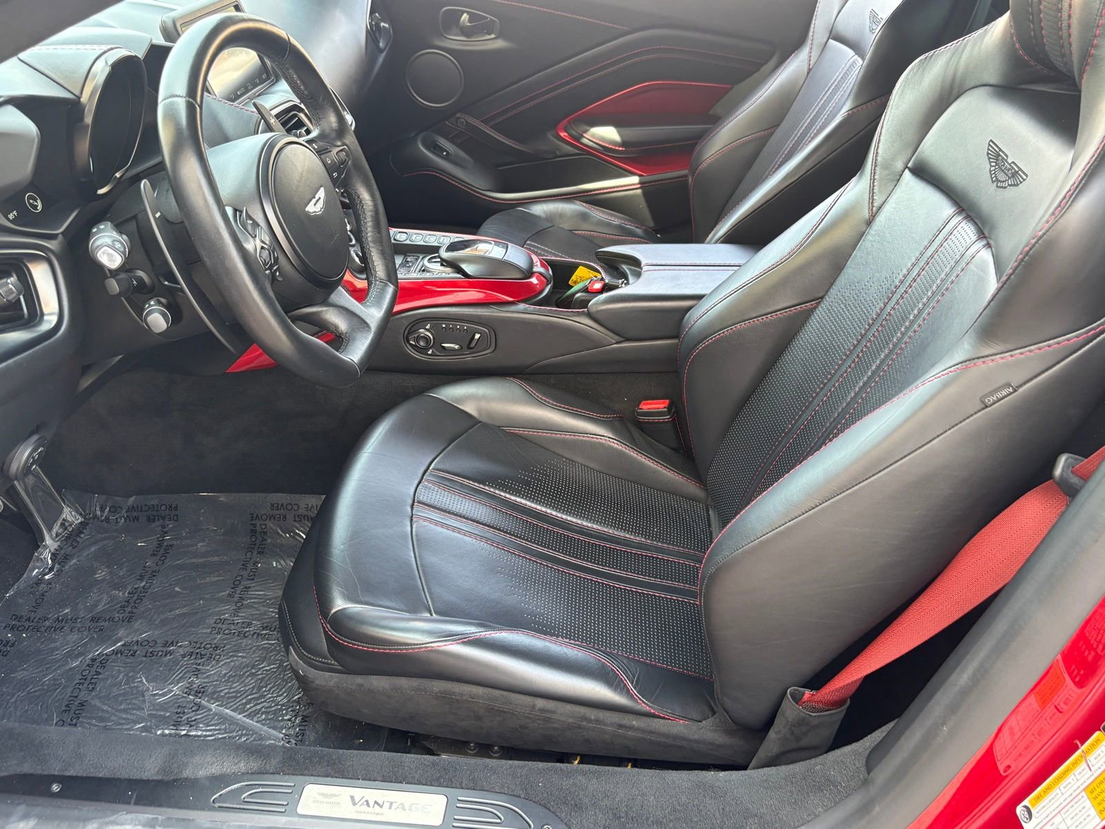 Used 2019 Aston Martin V8 Vantage Coupe RWD image 30