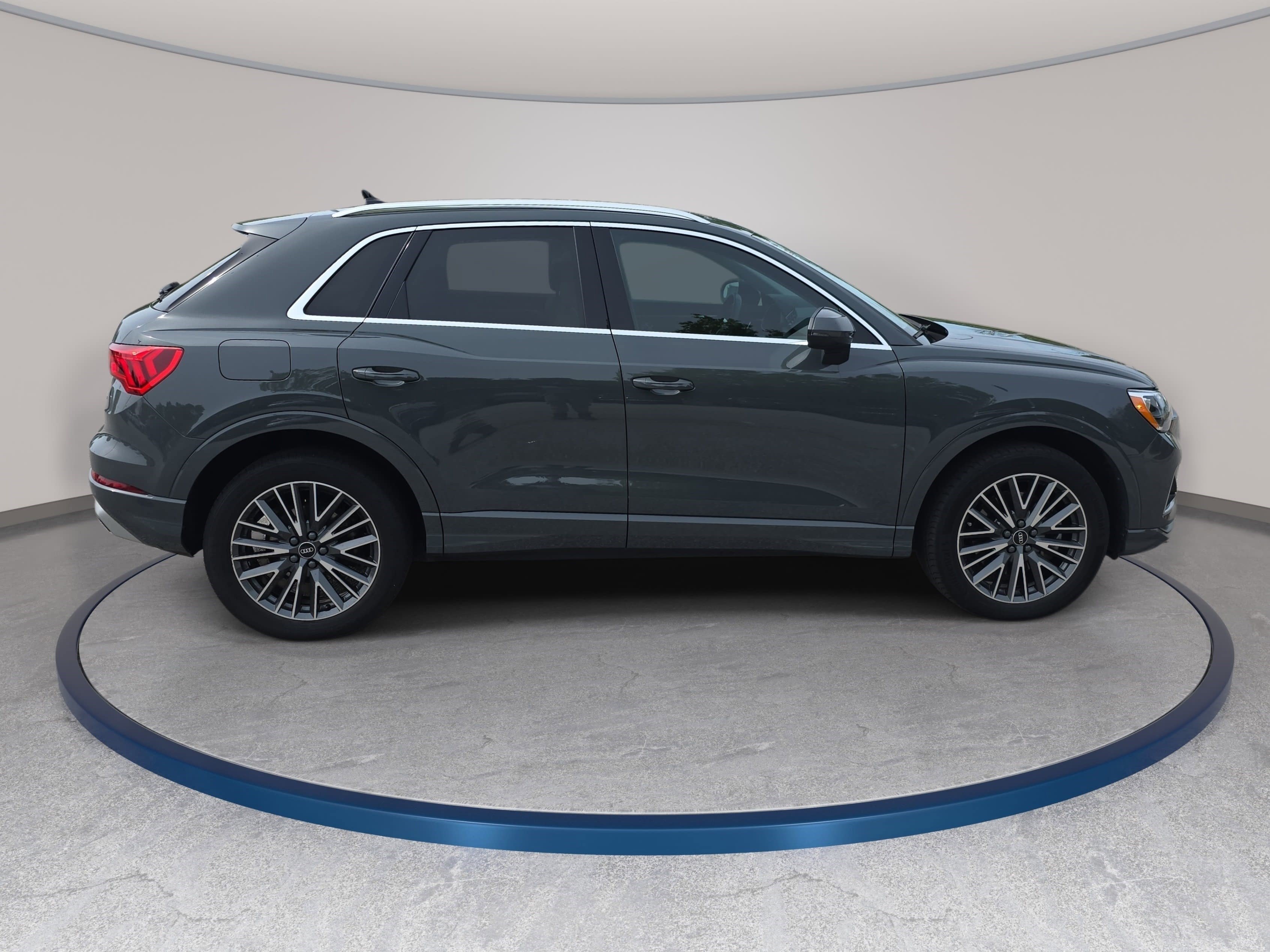 Used 2022 Audi Q3 2.0T Premium image 4