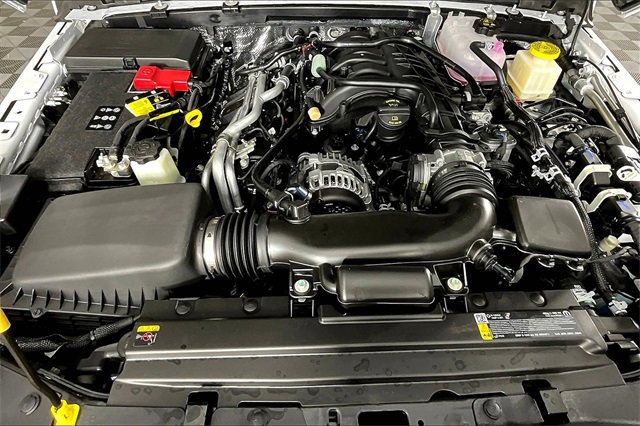 New 2025 Jeep Gladiator Sport image 2