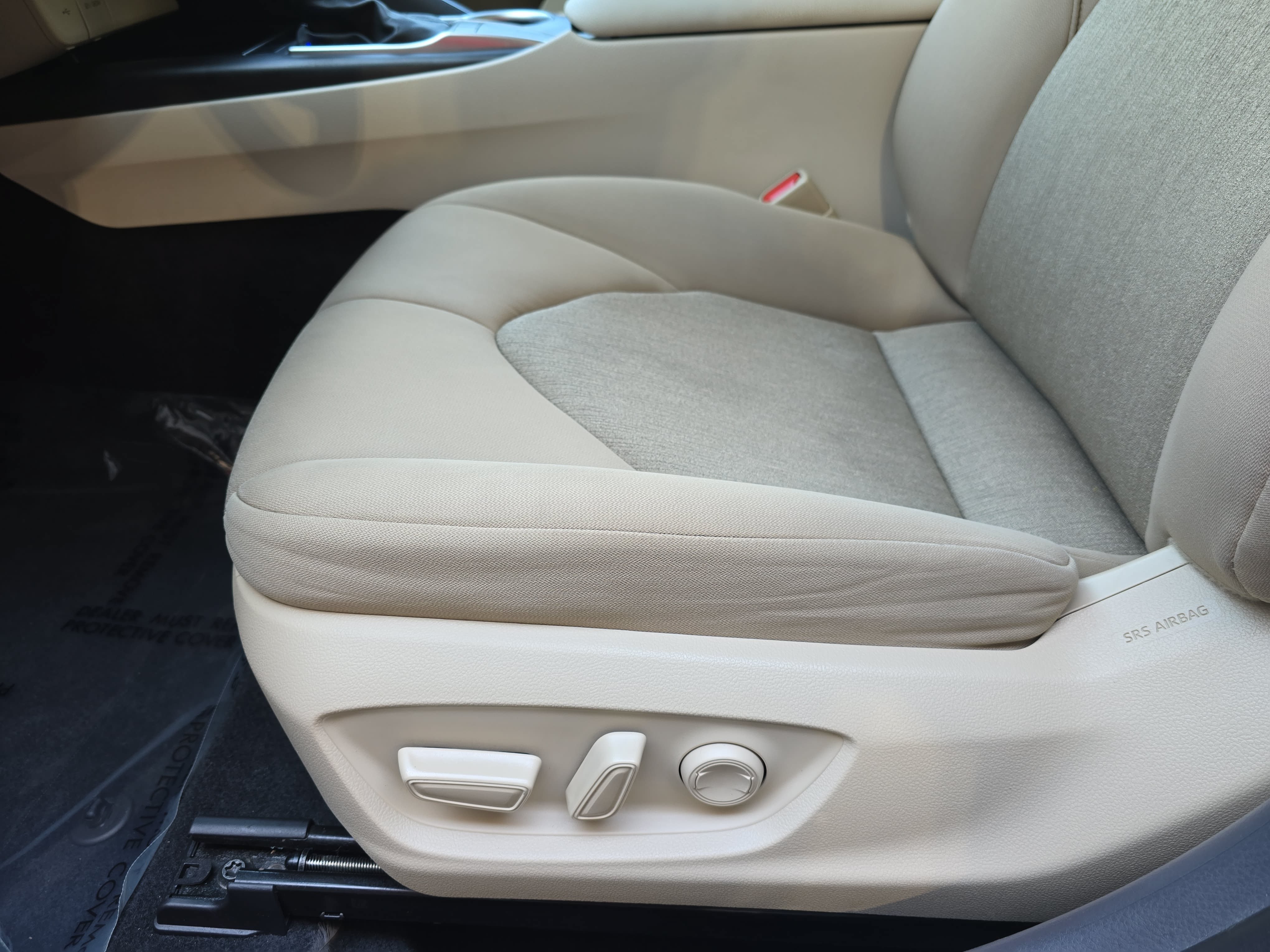 Certified 2024 Toyota Camry LE FWD image 27