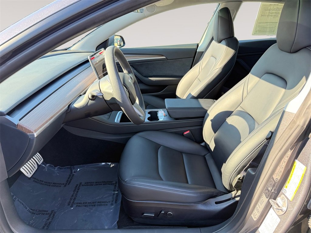 Used 2023 Tesla Model 3 Performance image 9