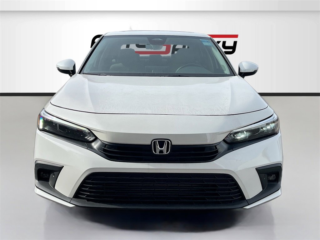 Used 2024 Honda Civic Touring image 2