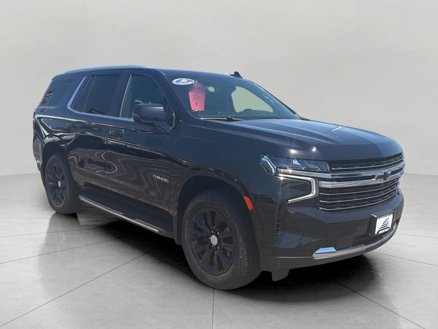 Used 2021 Chevrolet Tahoe LT w/ LT Signature Package AWD/4WD image 1