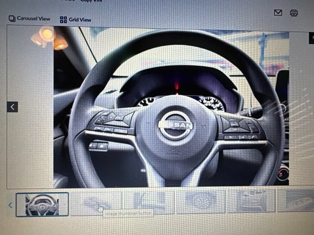 Used 2025 Nissan Altima 2.5 SV FWD image 4