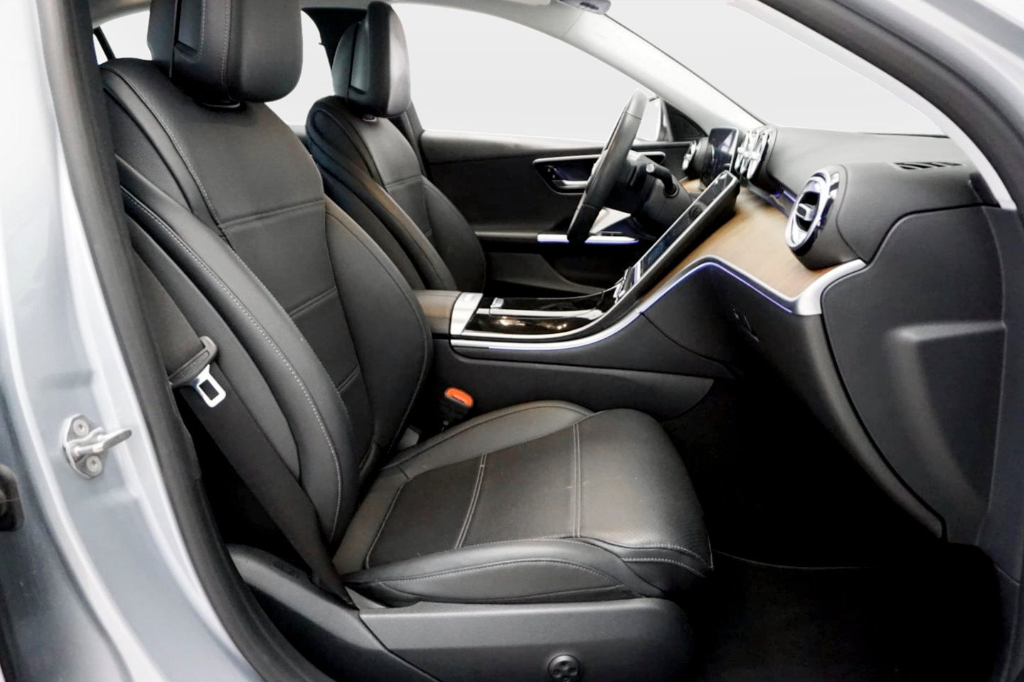 Used 2023 Mercedes-Benz C 300 Sedan image 21
