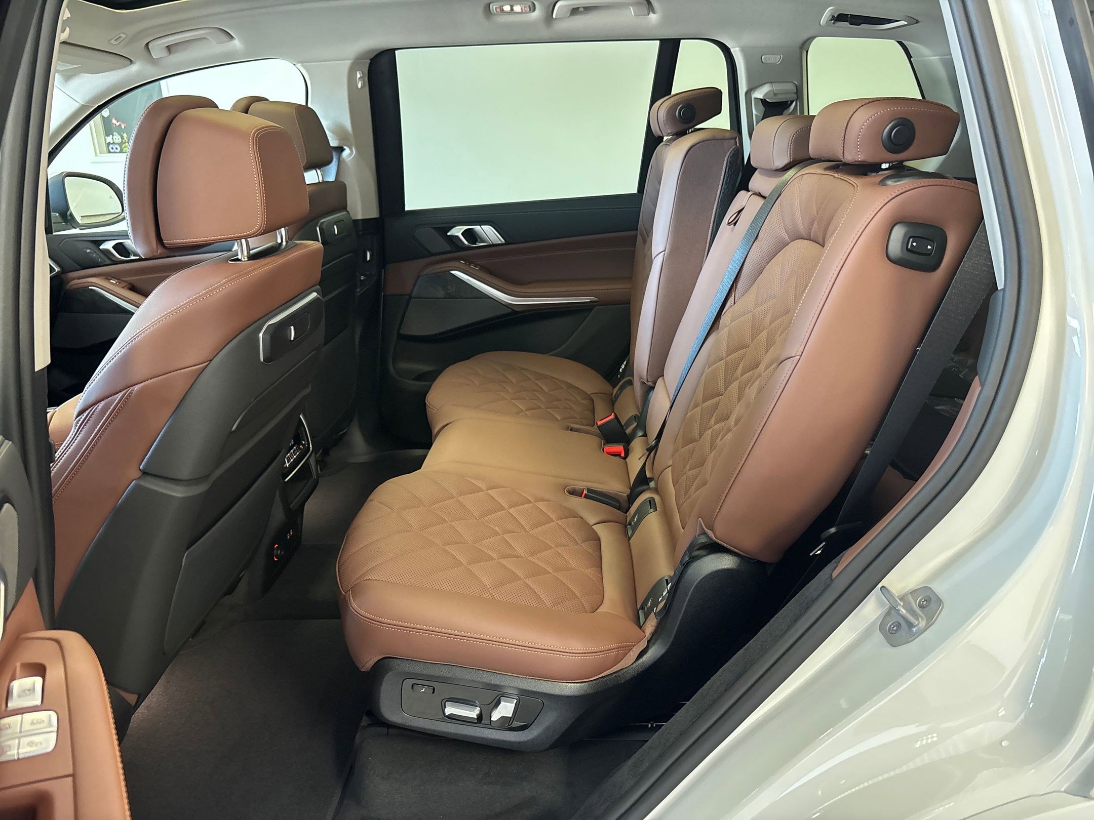 New 2026 BMW X7 xDrive40i image 14